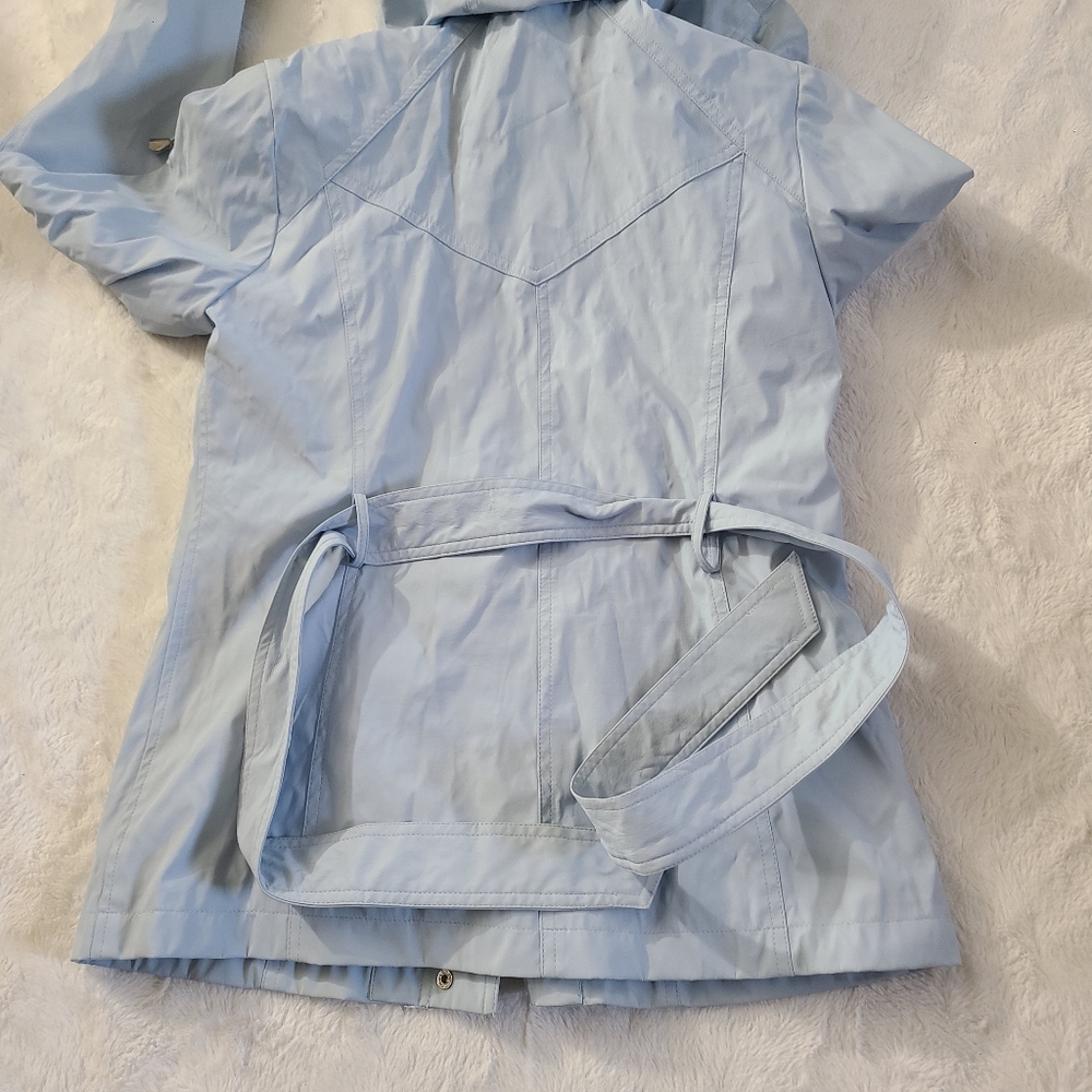 Woman's Spring Jacket - Picture 5 of 5